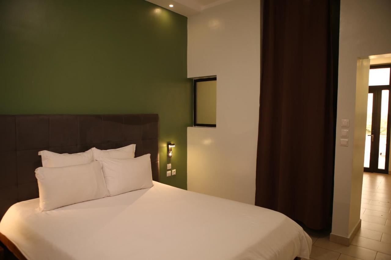 Hotel Au bord de l'eau à Bamako Extérieur photo